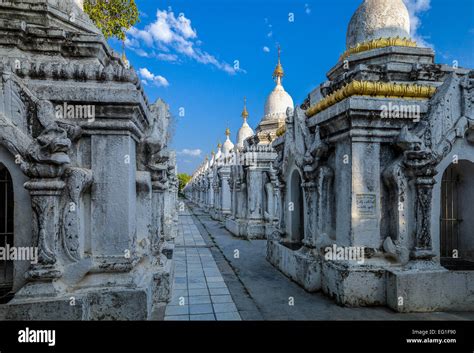 Myanmar Mandalay Die Kuthodaw Paya Tempel Olso Als Größte Buch Der