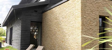 Enduit de parement min�ral � la chaux a�rienne (couche de finition dun enduit trois couches conforme. Parement de pierre naturelle - Wikilia.fr