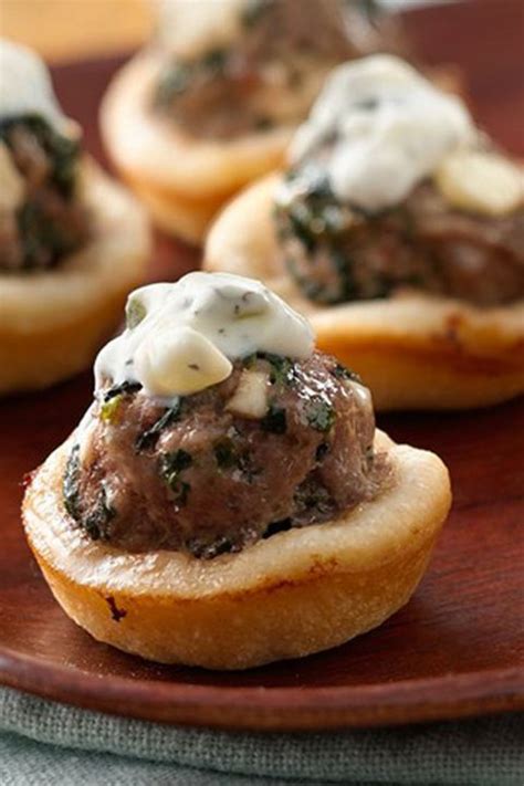 Planning a christmas party to remember? Your Christmas Party Guests Will Devour These Delicious Holiday Appetizers | Best holiday ...