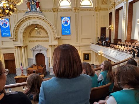 Spotswood Girl Scouts Tour Nj State House Get Civics