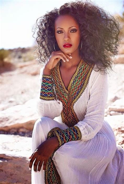 Pin By Ali Ch On Caftan And Jellaba Ethiopian Beauty African Fashion African Inspired Fashion