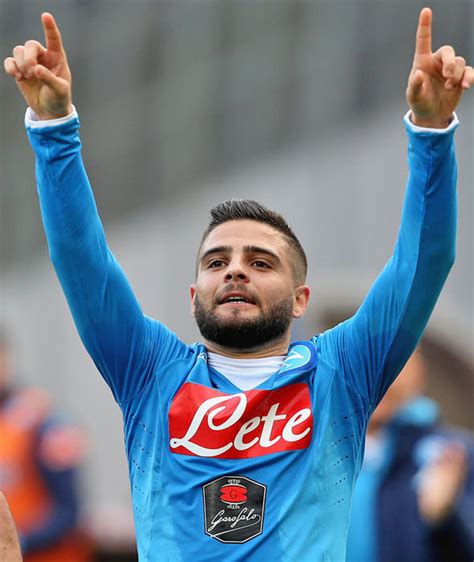 Forever amused by insigne's height in comparison to anyone on the pitch. Arsenal rocked as Tottenham consider summer move for ...