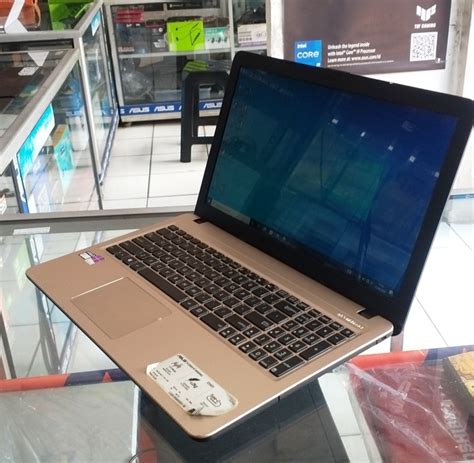 Laptop Asus X540Y AMD E1 7010 2GB RAM 500GB HDD Net Computer Depok