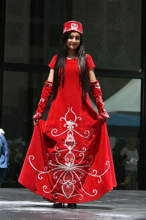 Modern Turkey Traditional Dresses Regulos