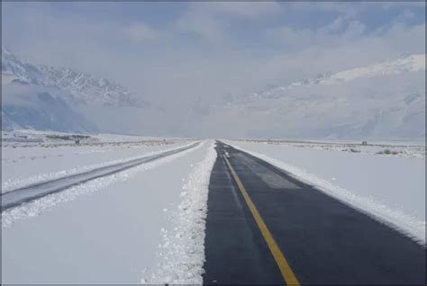 Caa Continues Air Travel Operations After Heavy Snowfall In Skardu