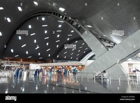 Doha Airport Terminal High Resolution Stock Photography And Images Alamy