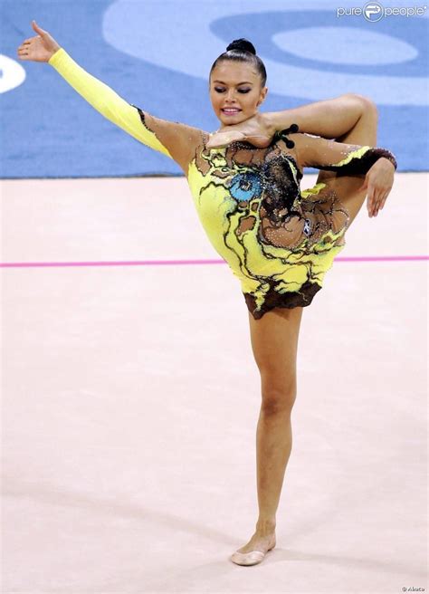 Alina Kabaeva Russia Athens 2004 Clubs Rhythmic Gymnastics Alina