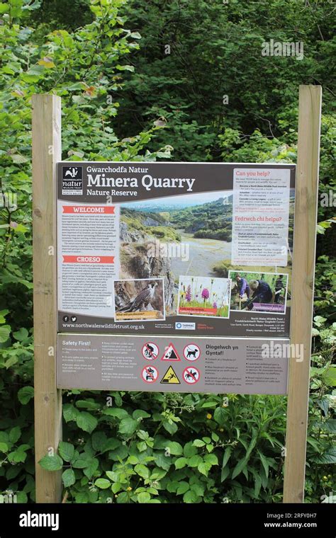 Minera Quarry Sign Hi Res Stock Photography And Images Alamy