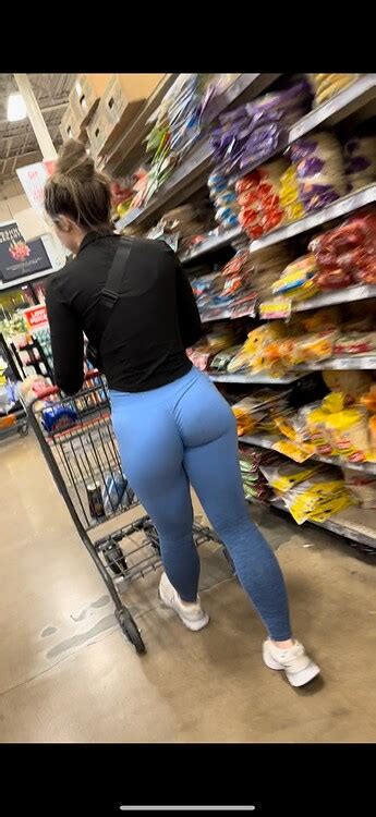 Pawg Buying Bread Post Gym Spandex Leggings And Yoga Pants Forum