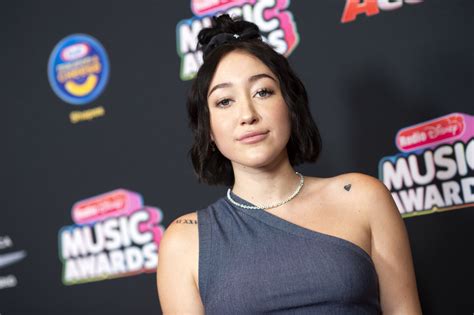noah cyrus depression singer talks emo music and anxiety