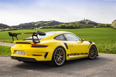 2019 Porsche 911 Gt3 Rs Weissach Package Racing Yellow Dailyrevs