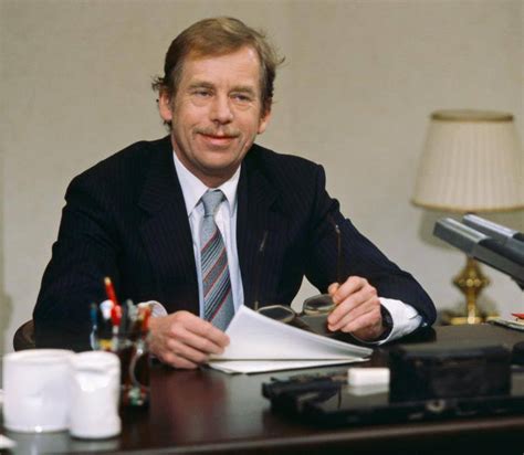 Havel, byl architekt, stavitel a rotarián (postavil vilovou čtvrť na barrandově). KDO TO BYL: Václav Havel