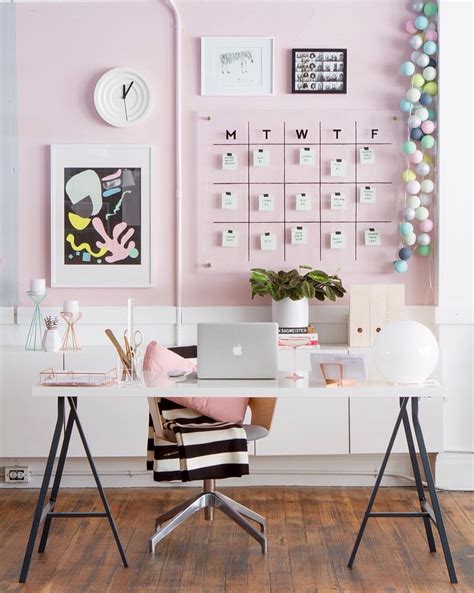 Pinterest Raquelshaer Instagram Raquelshaer Pink Office Decor
