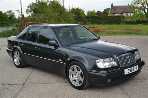 Up for sale is my lovely mercedes w124 mileage is at 127000. Mercedes E500 | Thames Valley Car Storage