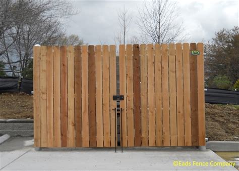 ohio fence company eads fence  dumpster enclosures