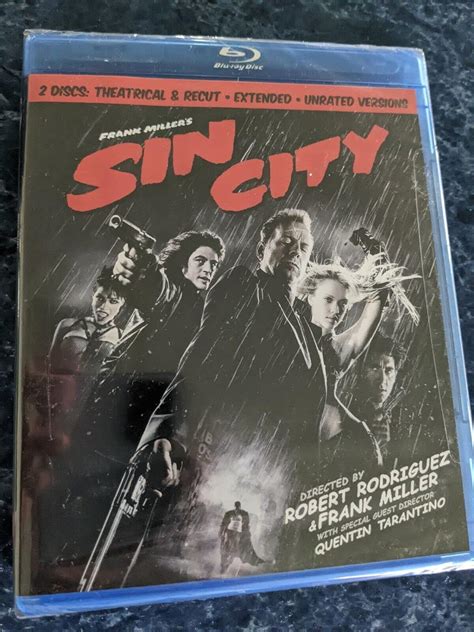 Sin City Two Disc Theatrical And Recut Extended And