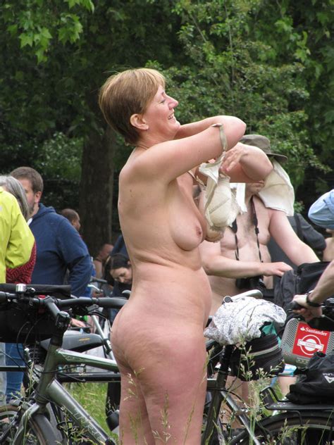 Girls Of The London Wnbr World Naked Bike Ride 230 Pics Xhamster