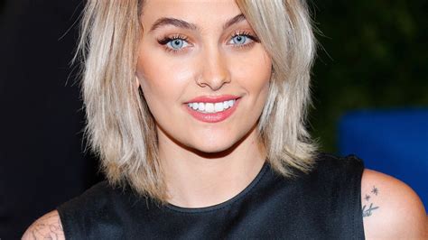 Paris jackson chatted with her father michael jackson's friend naomi campbell about what it was like growing up with her dad. Paris Jackson and Prince Michael Jackson Have Matching ...