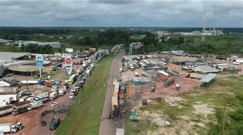 Caminhoneiros Protestam Contra Alta No Diesel E Mantém Interdições Em