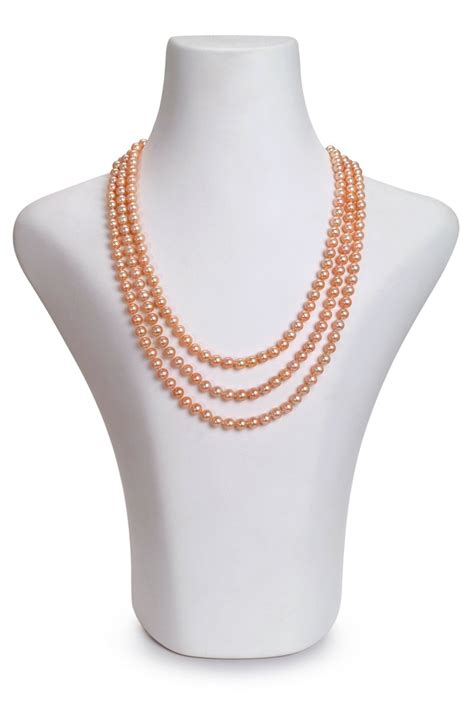 The Triple Strand Pearl Necklace How To Style It Pearlsonly