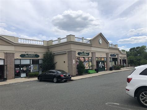 Look Inside: Cedar Knolls Farmers Market - Hanover, NJ