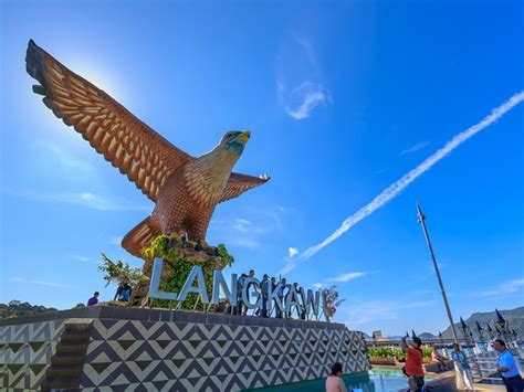 Taman lagenda langkawi yang dekat dengan jeti kuah ini besar, siap dengan tasik dan kawasan untuk skateboarding. 15 Tempat Dan Aktiviti Menarik Yang Perlu Anda Cuba Kalau ...