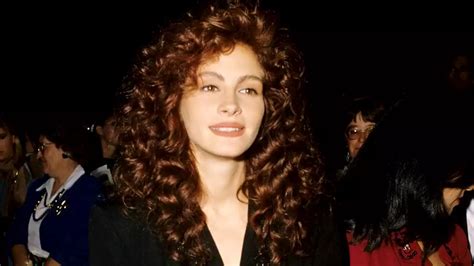 A Look Back At Julia Robertss Best Hair Moments Of All Time