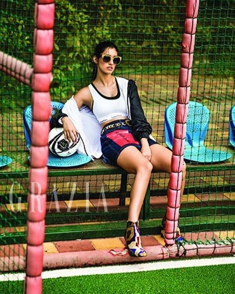 Disha Patani Flaunts Uber Hot Athletic Body In Sexy Outfits See Divas Hottest Athleisure
