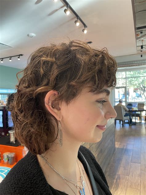 Curly mullet | Curly hair photos, Haircuts for curly hair, Long curly