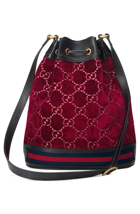 To bag is to succeed when competing. Gucci Women's GG Velvet Bucket Bag - Blue in Blue - Lyst