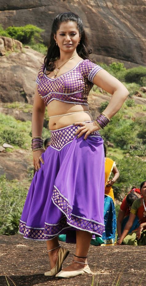 Gayathri Belly Chain Navel Show South Indian Navels