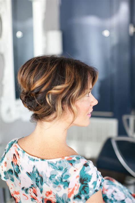 A variation of the undone lob, these cute easy hairstyles for short hair are all about their defined #curlpower. How to Rock the Perfect Wedding Hairstyles for Short Hair ...