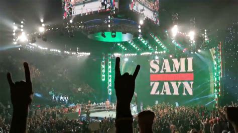Huge Pop Sami Zayn Entrance Smackdown Hometown Montreal Youtube