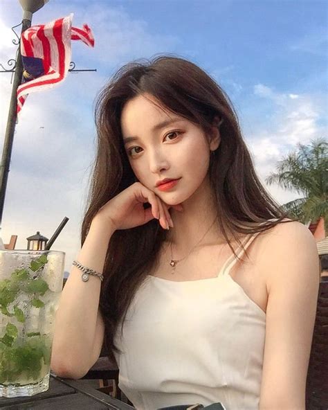 Pin By Ella On Fff Cute Korean Girl Ulzzang Korean Girl Korean