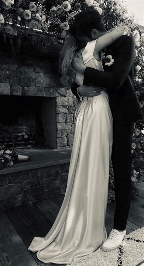 Miley Cyrus Confirms Wedding To Liam Hemsworth With Touching Photos — See Her Stunning Dress