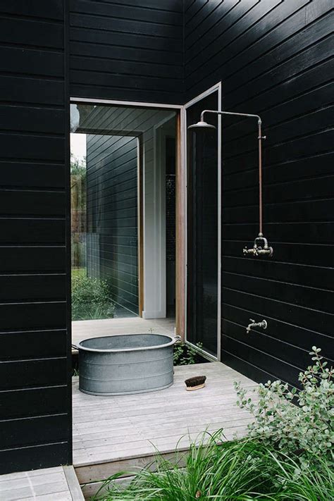 Oudoor beach shower with an open top. 11 Design Ideas to Steal from Down Under: Remodelista