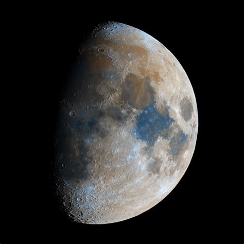High Resolution Moon In Color From A Small Telescope Pushing A 25