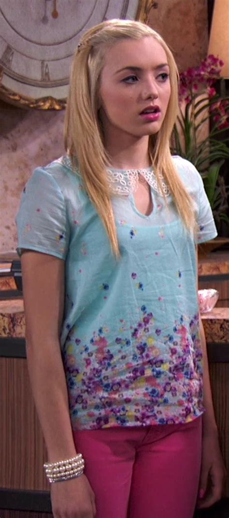 Peyton List As Emma Ross