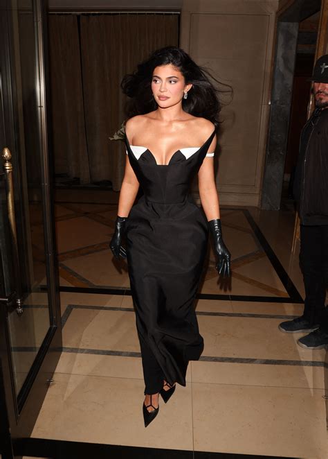 Kylie Jenner Denied Access To Doja Cats Met Gala Party
