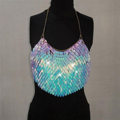 Sexy Halter Chain Scales Sequins Crop Top 2018 Summer Beach Backless N Missbe Backless Crop