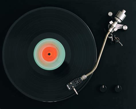 Spinning Record Photograph By Tom Quartermaine Pixels