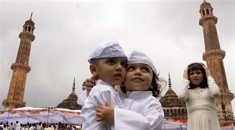 eid mubarak indian muslims start eid al fitr celebrations lifestyle gallery news the indian