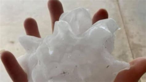 Australian Record Set As Giant 16cm Hailstones Hammer North Queensland