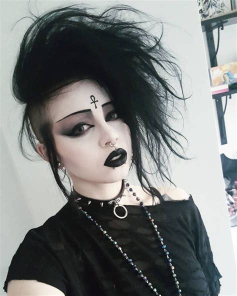 Goth Hair Grunge Hair Hair Hair Gothic Makeup Dark Makeup Hair