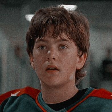 D2 The Mighty Ducks Vancouver Charlie Conway Mike Vitar Benny The