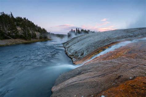 Exploring The Wonders Of Yellowstone National Park A Guide To The Diverse And Dynamic Ecosystem
