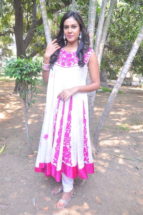 DESI ACTRESS PICTURES Chandini Tamilarasan Stills In White Salwar