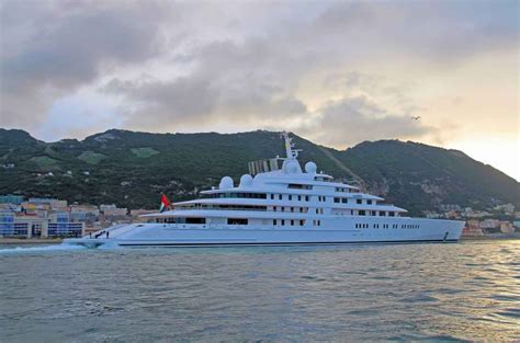 Azzam The Worlds Largest Superyacht Super Yachts Yacht Yacht Boat