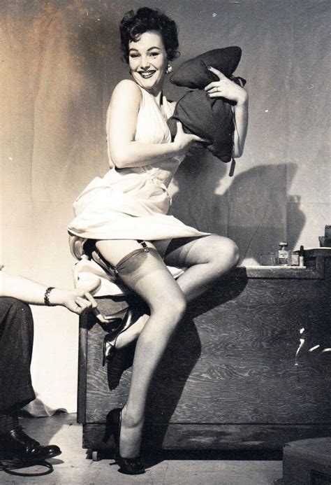 Iconic Photos Of Stylish 50s Women In Nylon Stockings
