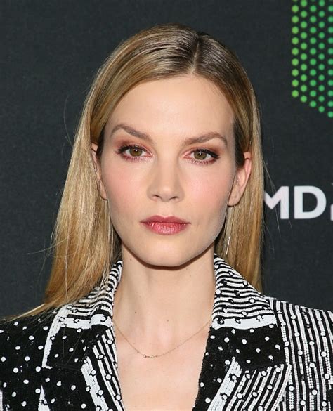 Sylvia Hoeks Wiki Biography Dob Age Height Weight Affairs And More